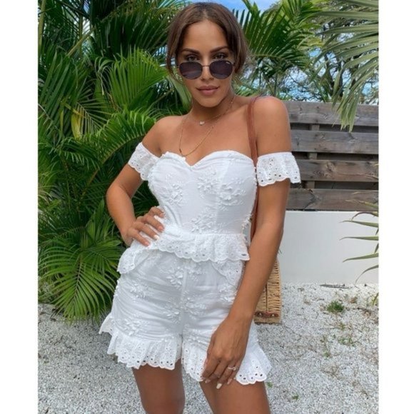 White Broderie Anglaise Lace Short Sleeve Off Shoulder Frill Hem Romper Playsuit - Picture 13 of 14